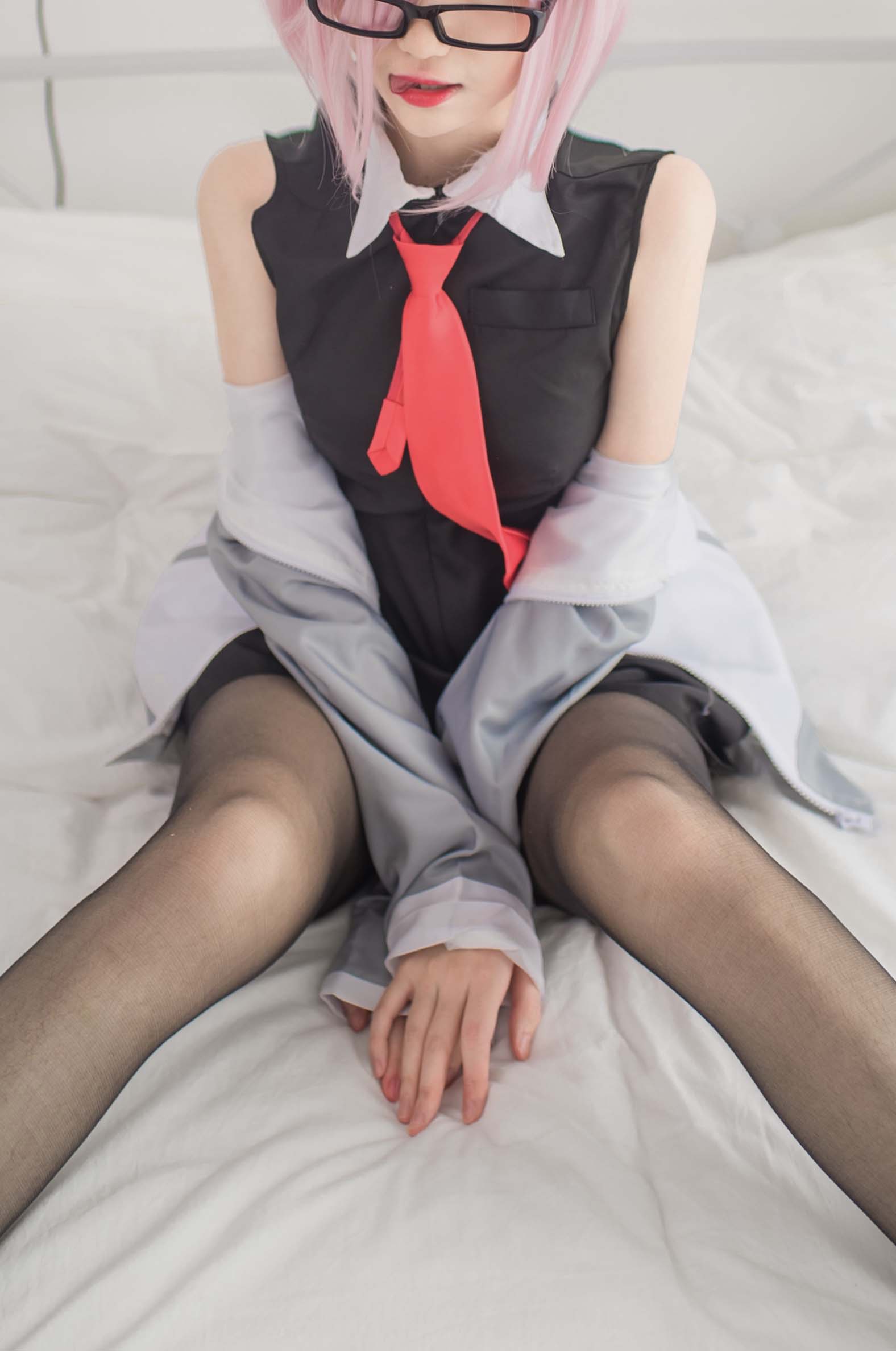 [南桃Momoko]NO.007玛修制服插图6